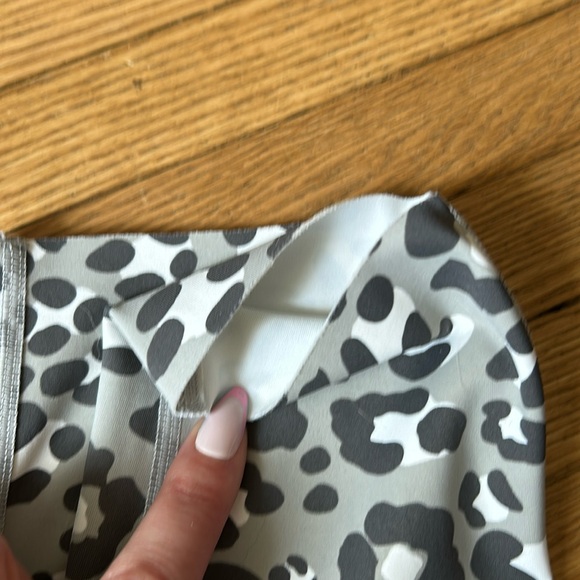 Offline Goals by Aerie Leopard high waisted leggings - Picture 4 of 7